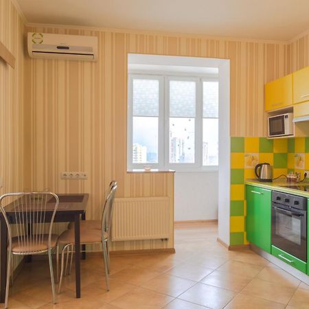 Квартиры По Улице Феодосийская, 1-А Kiew Exterior foto