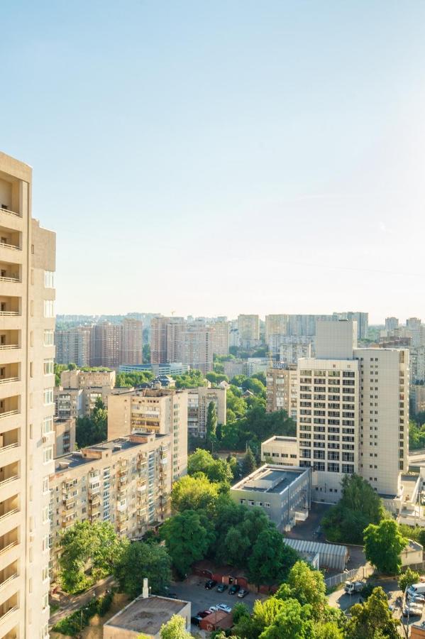 Квартиры По Улице Феодосийская, 1-А Kiew Exterior foto